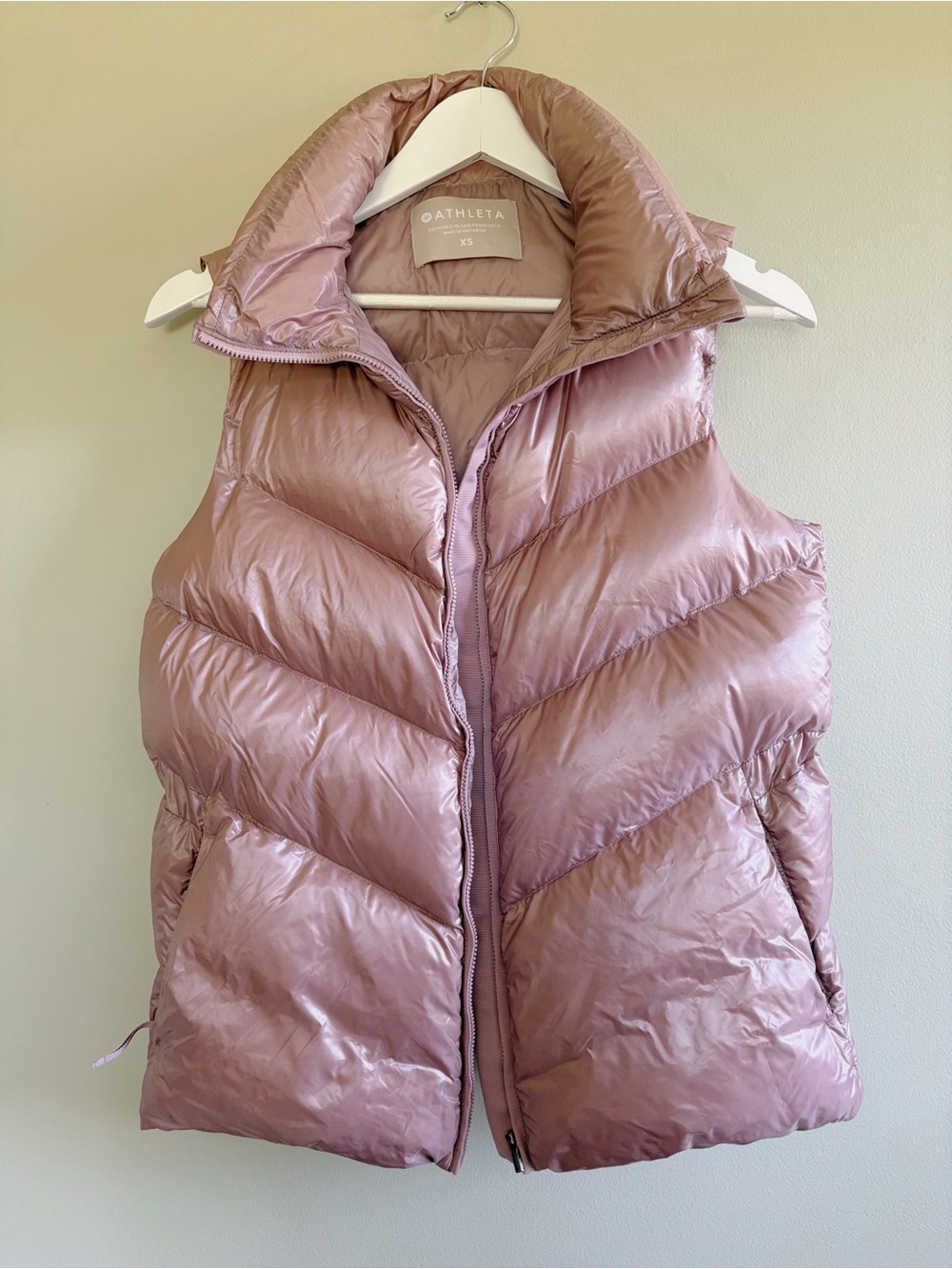athleta pink shimmer puffer vest